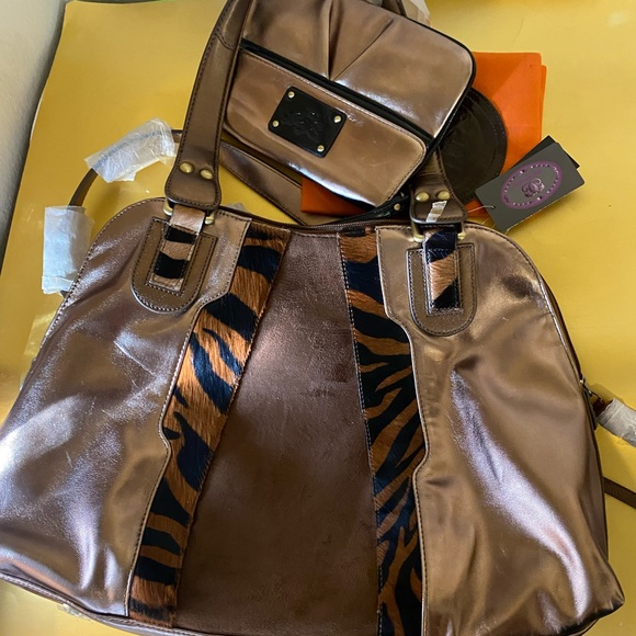 Sharif large purse set with orange storage bag - Picture 11 of 11